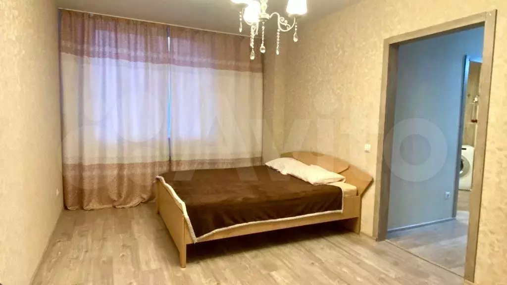 1-к. квартира, 40,2 м, 4/10 эт. - Фото 1