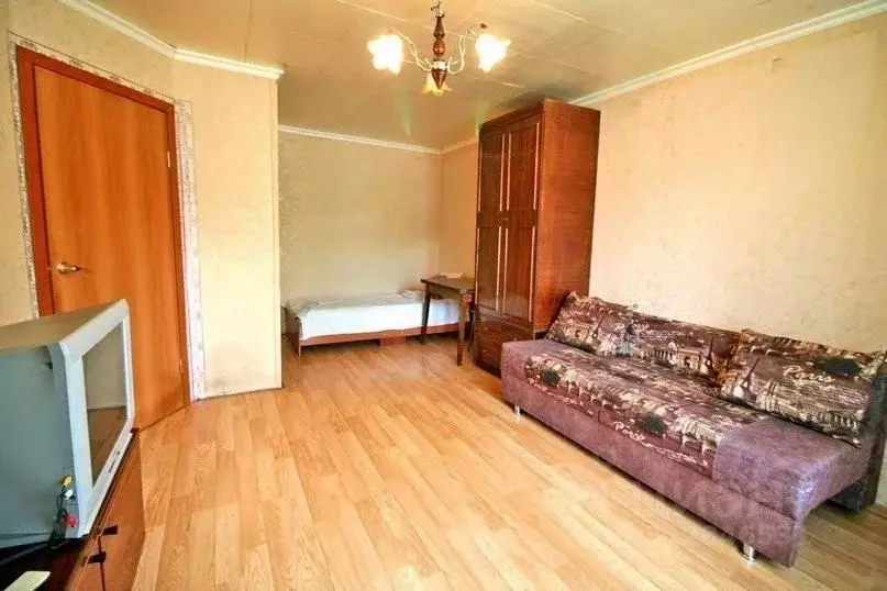1-к кв. Ленинградская область, Кириши просп. Ленина, 5 (30.0 м) - Фото 1