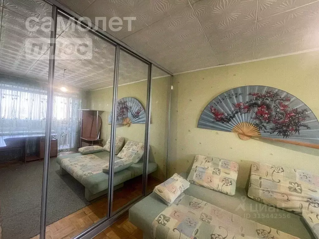 2-к кв. Челябинская область, Челябинск ул. Воровского, 79 (51.4 м) - Фото 0