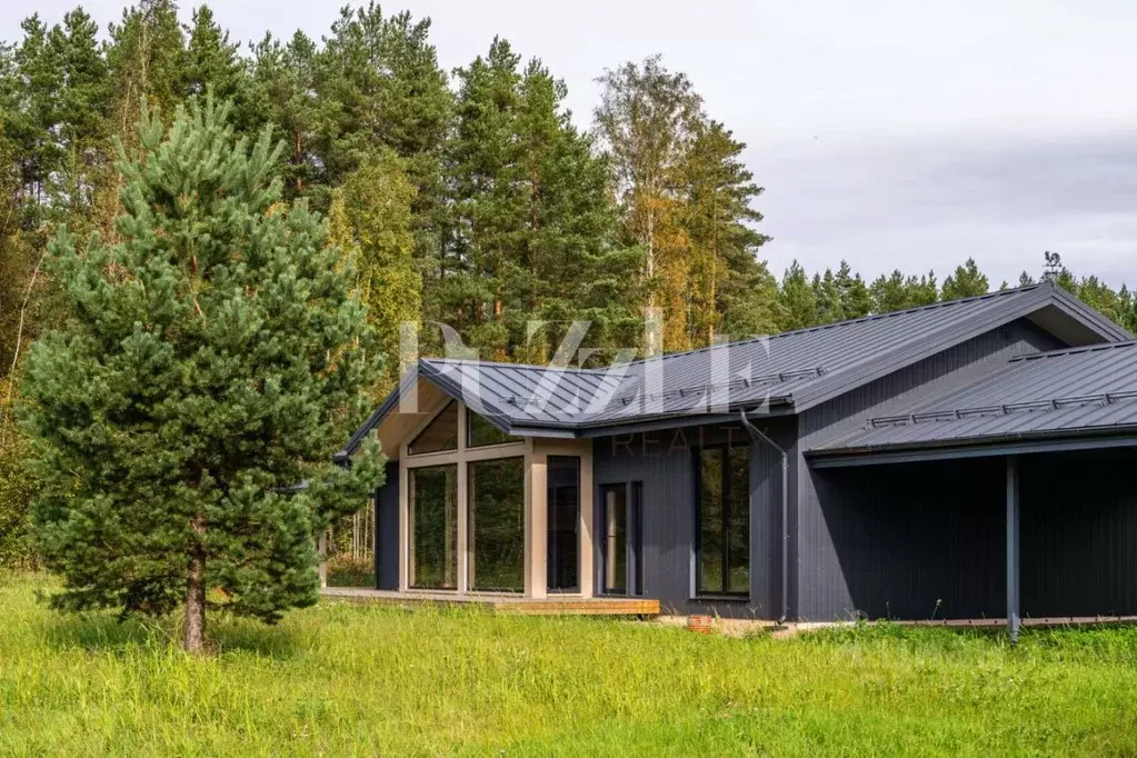 Дом в Ленинградская область, Выборгский район, Полянское с/пос, Уют у ... - Фото 1