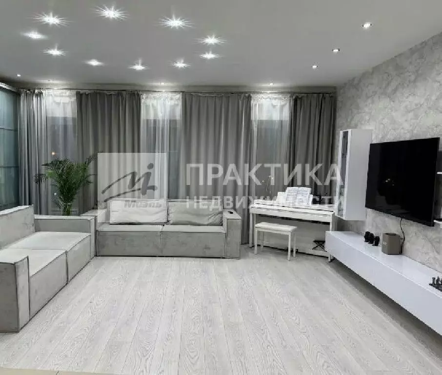 Продается 4-комнатная квартира - Фото 1