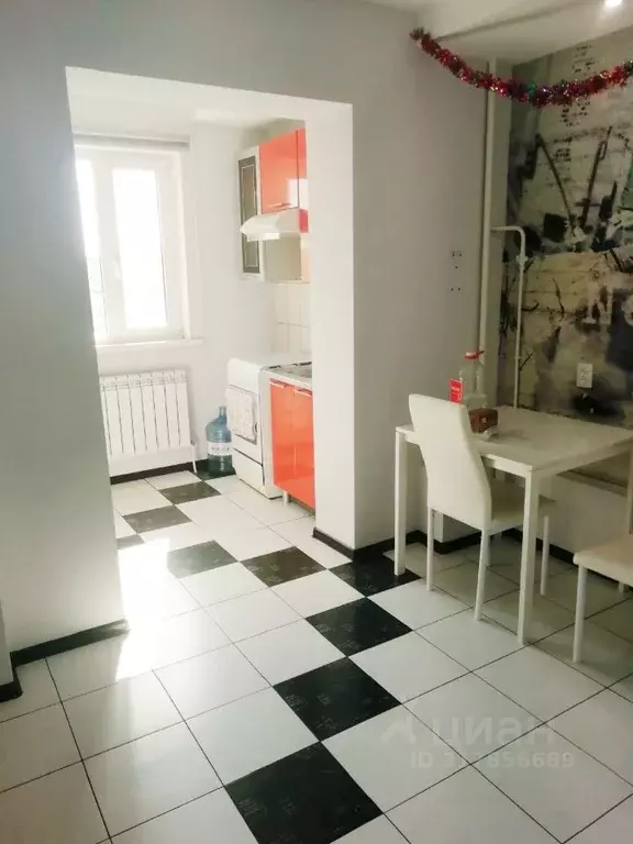 1-к кв. Калмыкия, Элиста 8-й мкр, 18 (39.3 м) - Фото 0