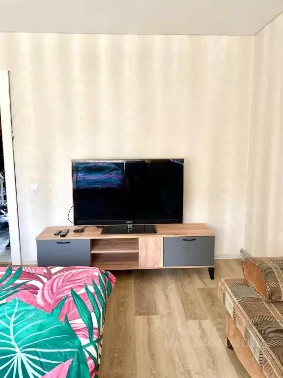 1-к кв. Калининградская область, Калининград Светлая ул., 12 (35.0 м) - Фото 2