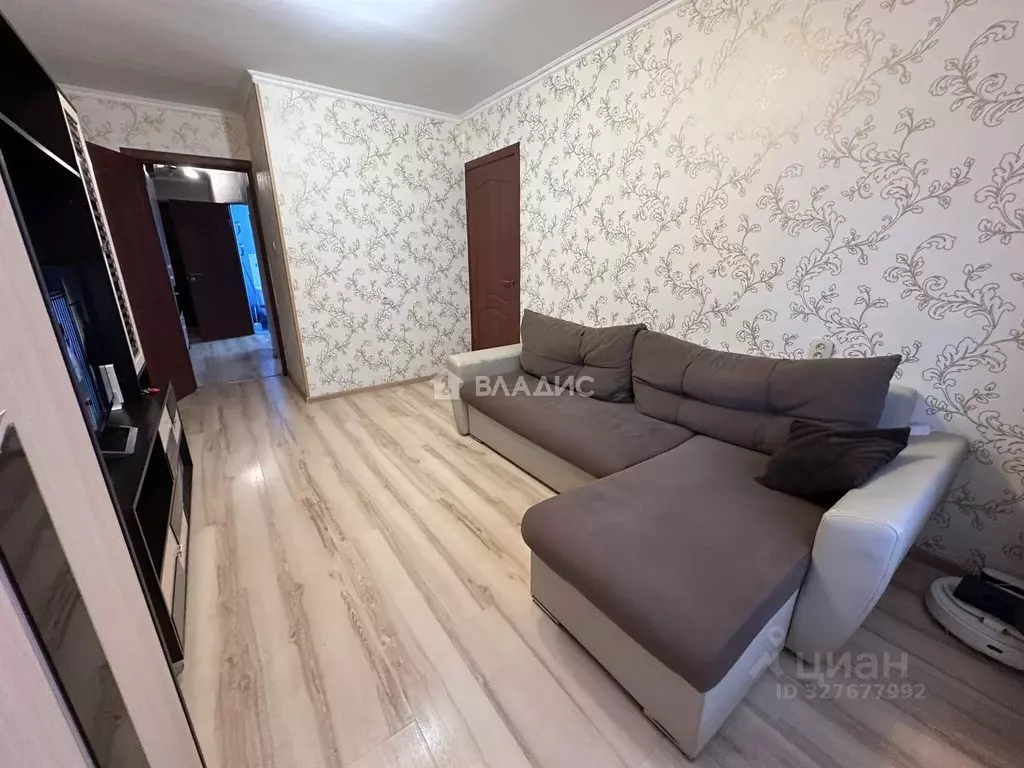 3-к кв. Калининградская область, Калининград ул. Карташева, 30Г (50.8 ... - Фото 2