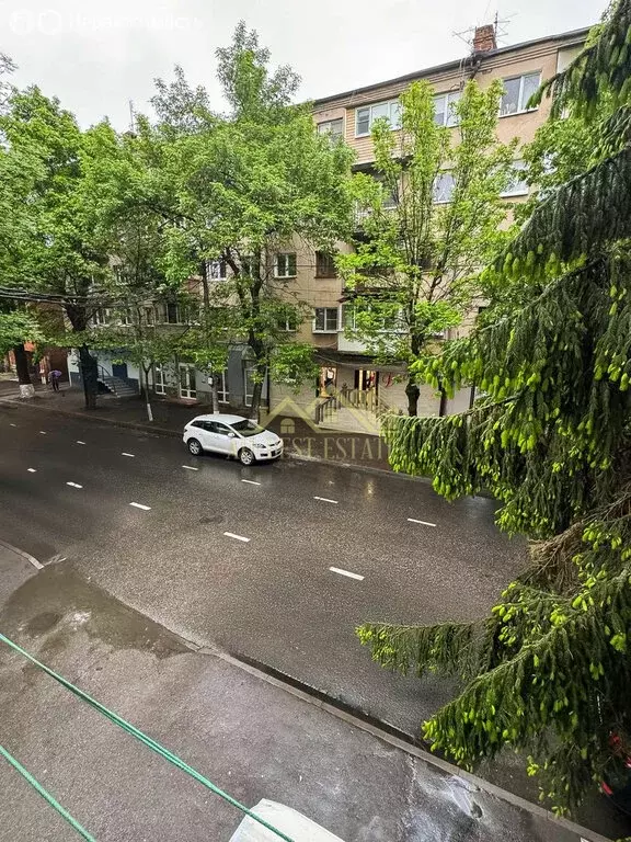 3-комнатная квартира: Владикавказ, улица Ленина, 27 (75 м) - Фото 0