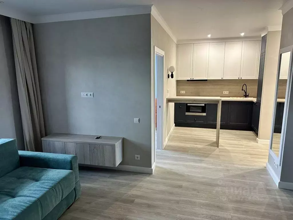 2-к кв. Ямало-Ненецкий АО, Губкинский 14-й мкр, 3 (63.0 м) - Фото 1