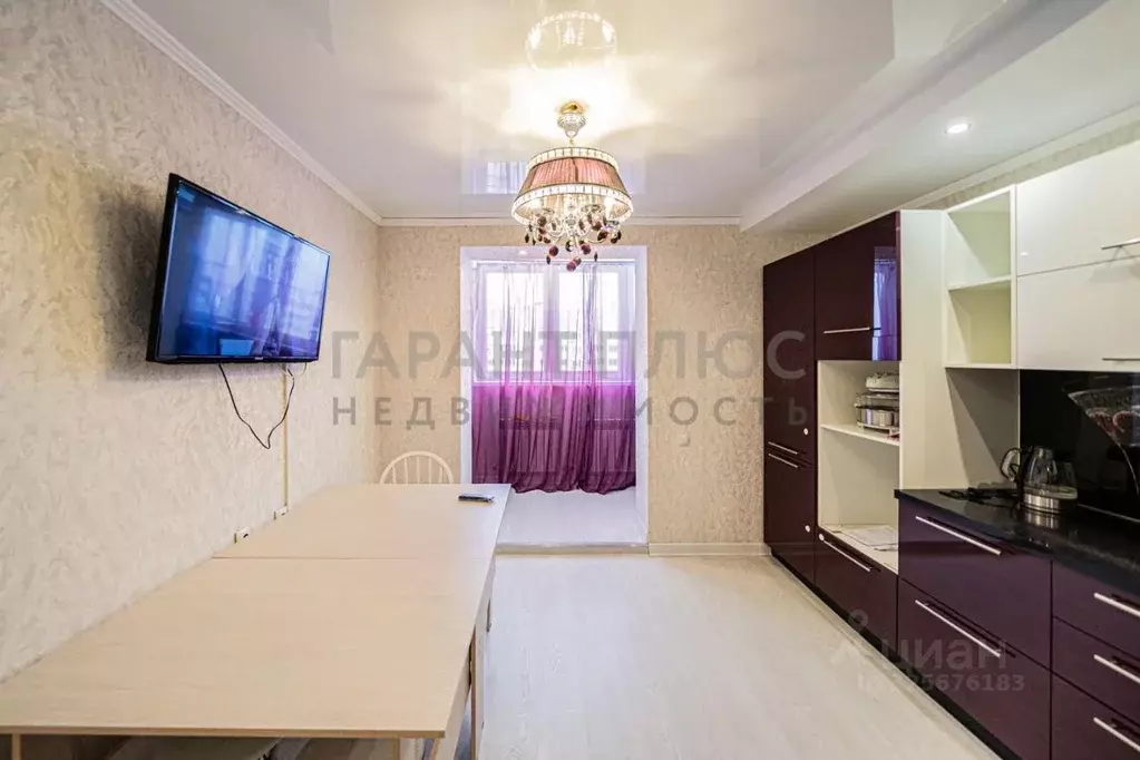 2-к кв. Липецкая область, Липецк ул. С.М. Шерстобитова, 10 (80.0 м) - Фото 1