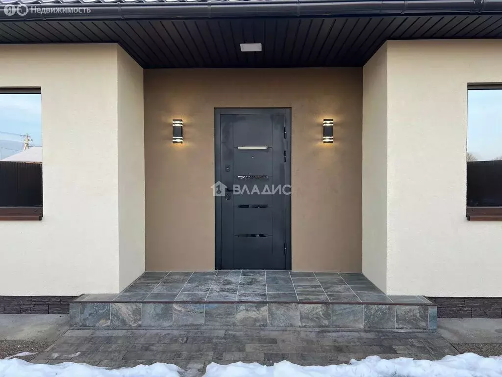 Дом в Луговое, Ишимская улица, 4 (100 м) - Фото 2