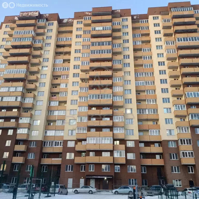 3-комнатная квартира: Новосибирск, улица Петухова, 12/4 (75 м) - Фото 1