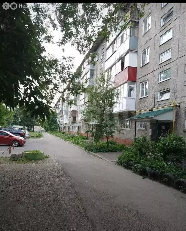 3-комнатная квартира: Барнаул, улица Юрина, 291 (61 м) - Фото 2