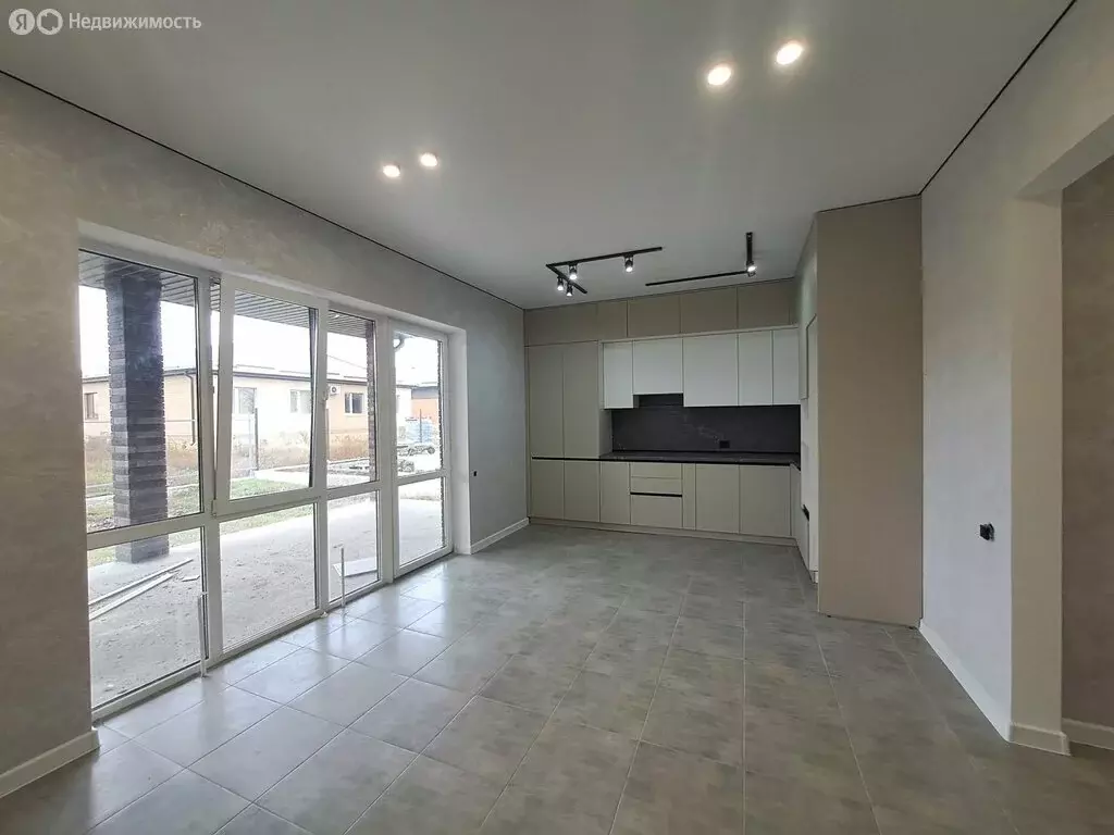 Дом в Михайловск, улица Владимира Ацуты (100 м) - Фото 1