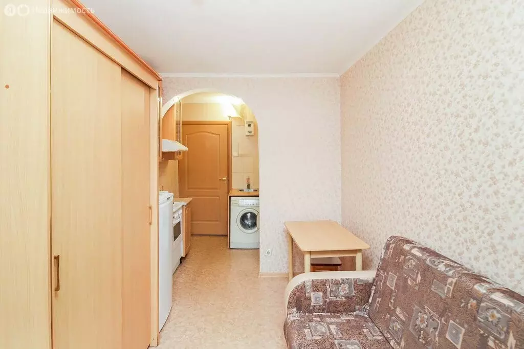 Квартира-студия: Тюмень, проезд Геологоразведчиков, 46 (13.5 м) - Фото 2