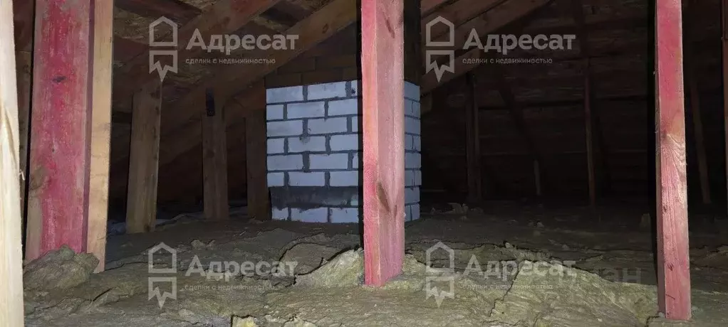 Дом в Волгоградская область, Волгоград Дунайская ул. (280 м) - Фото 1