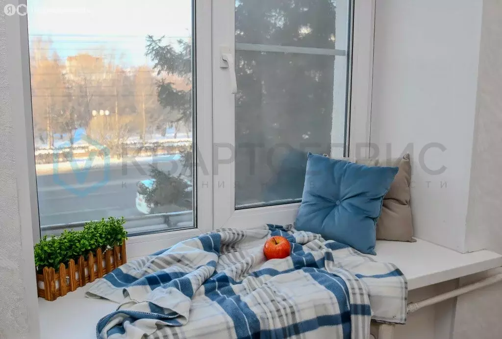 2-комнатная квартира: Омск, проспект Карла Маркса, 75 (43.5 м) - Фото 1