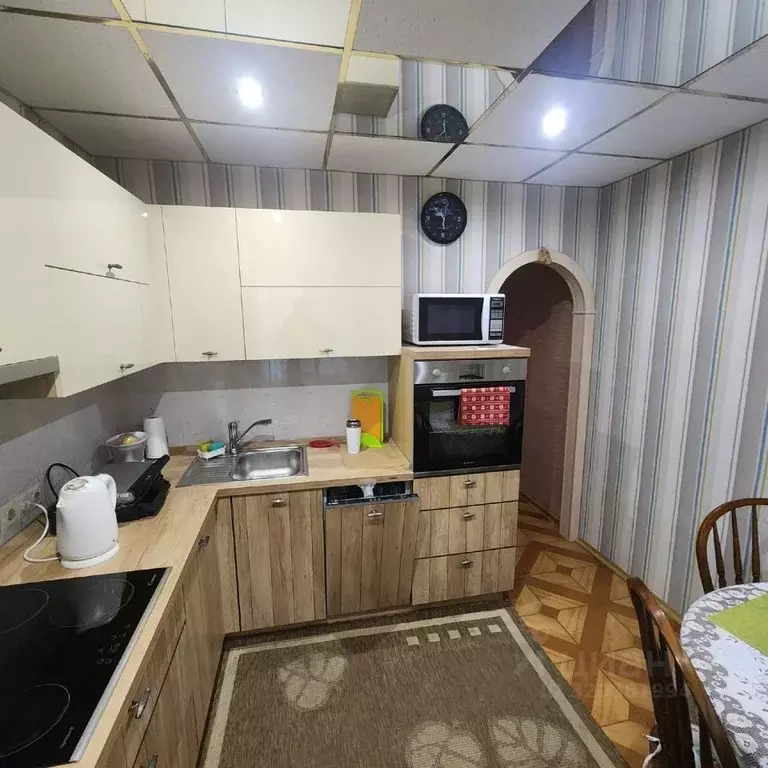 3-к кв. Челябинская область, Челябинск Псковская ул., 8Б (76.0 м) - Фото 2