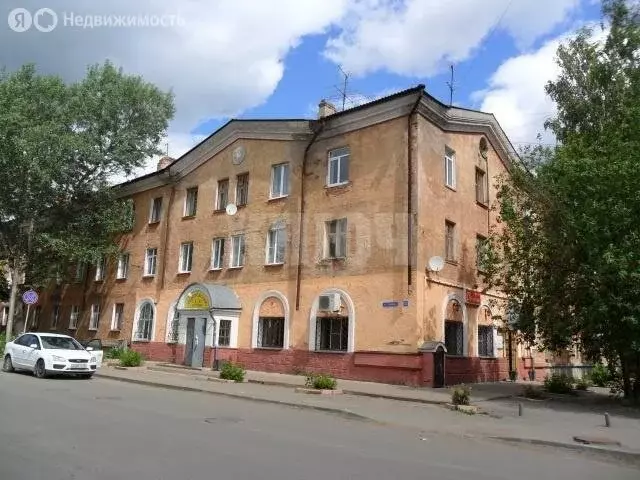 2-комнатная квартира: Сокол, улица Суворова, 12 (50 м) - Фото 0