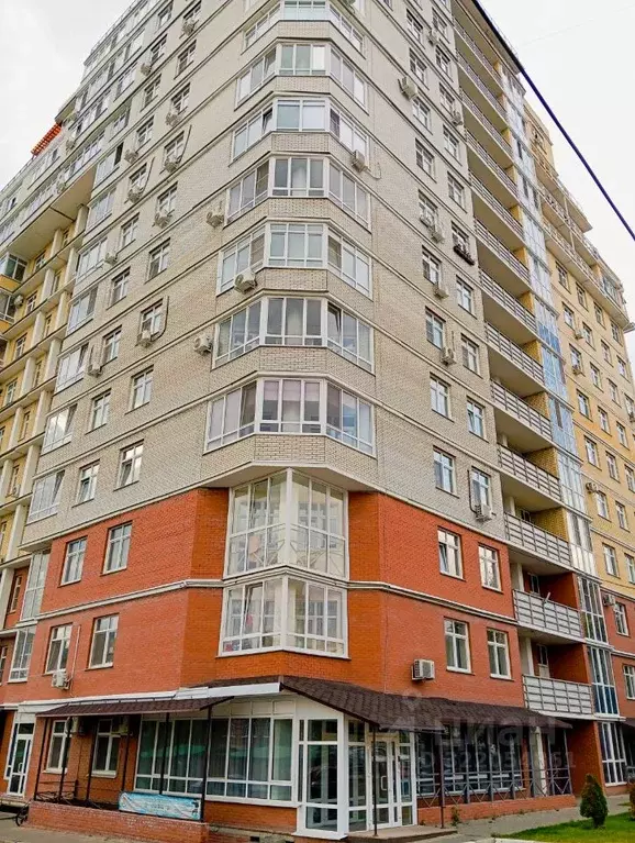 2-к кв. Омская область, Омск ул. Волховстроя, 23 (66.0 м) - Фото 0