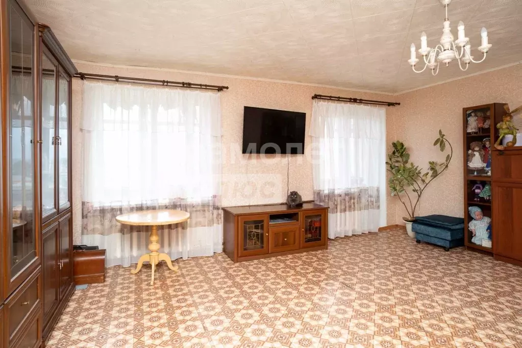 3-к кв. Челябинская область, Верхний Уфалей ул. Чекасина, 8 (76.3 м) - Фото 1