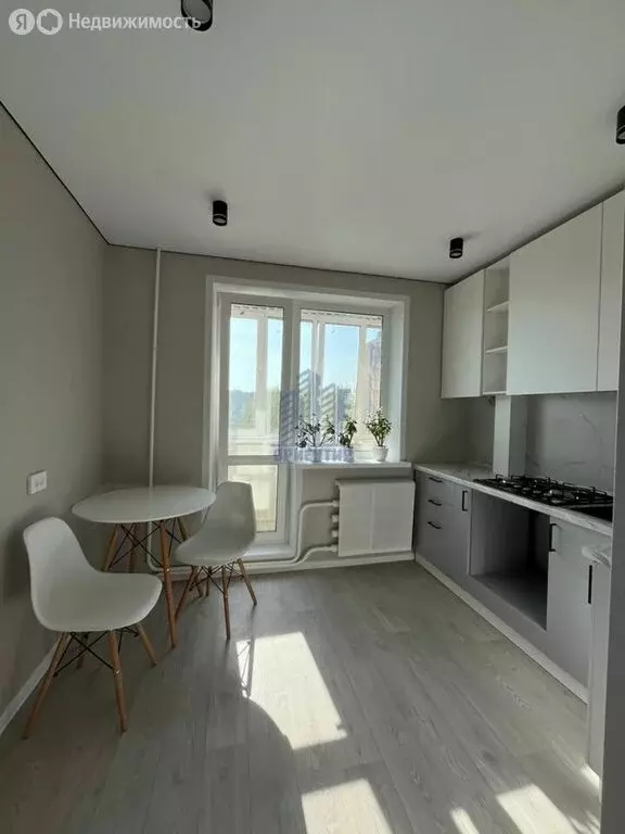 1-комнатная квартира: Новочебоксарск, улица Семёнова, 21 (32.4 м) - Фото 0
