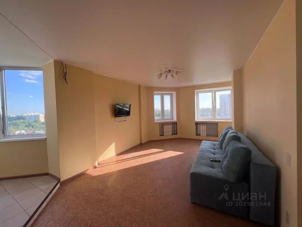 Студия Брянская область, Брянск ул. Фокина, 195 (44.0 м) - Фото 2