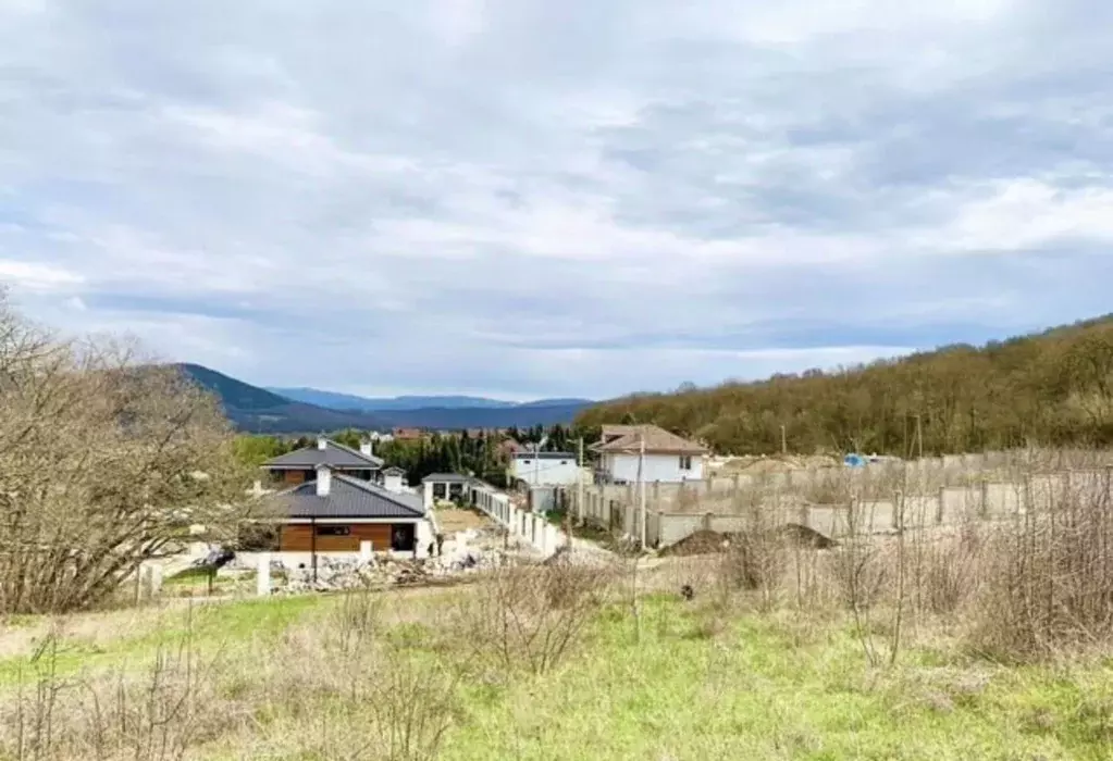 Участок в Севастополь с. Резервное, пер. Бородинский (8.5 сот.) - Фото 0