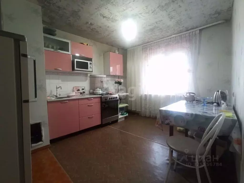 3-к кв. Свердловская область, Верхний Тагил Лесная ул., 11 (65.2 м) - Фото 1