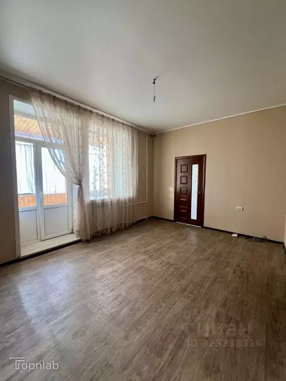 3-к кв. Оренбургская область, Орск Новый город мкр, ул. Макаренко, ... - Фото 1