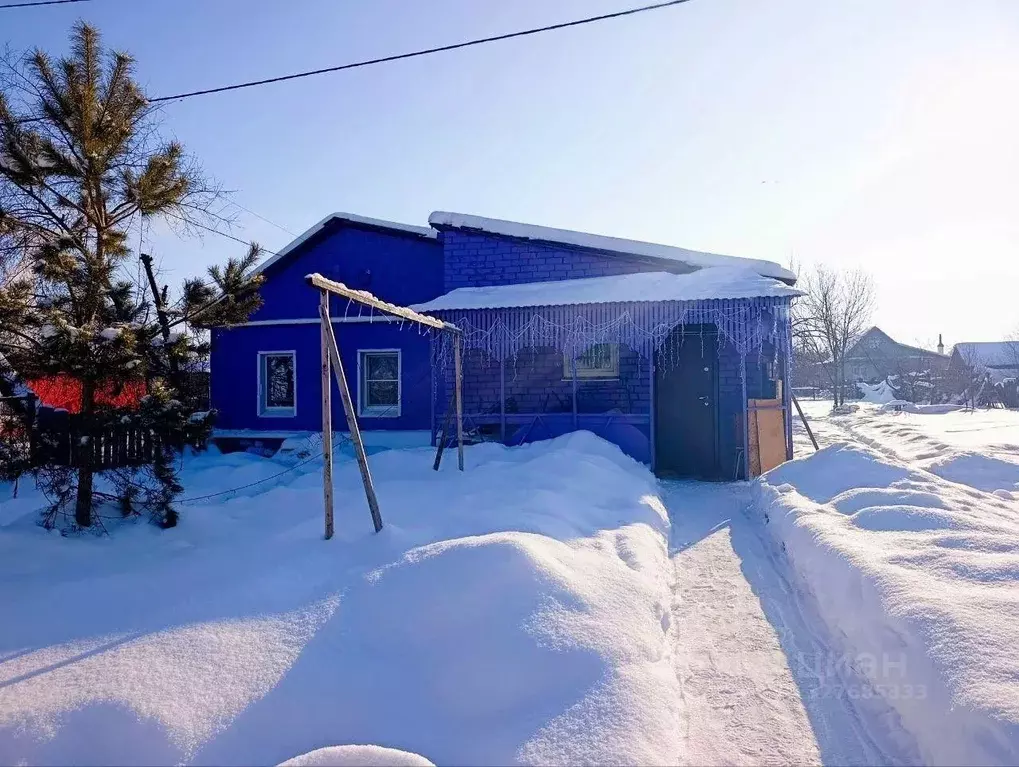 Дом в Саратовская область, с. Сторожевка ул. Компрессорная, 27 (85 м) - Фото 1