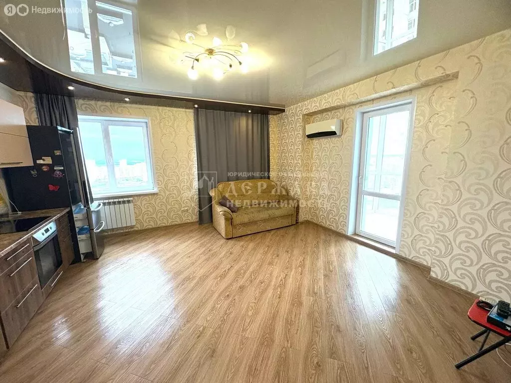 3-комнатная квартира: Кемерово, проспект Шахтёров, 74А (72 м) - Фото 0