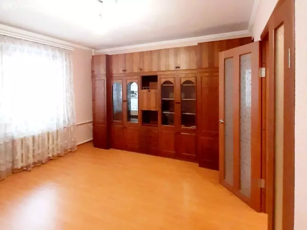 4-комнатная квартира: Барнаул, улица Юрина, 204А (77.4 м) - Фото 1