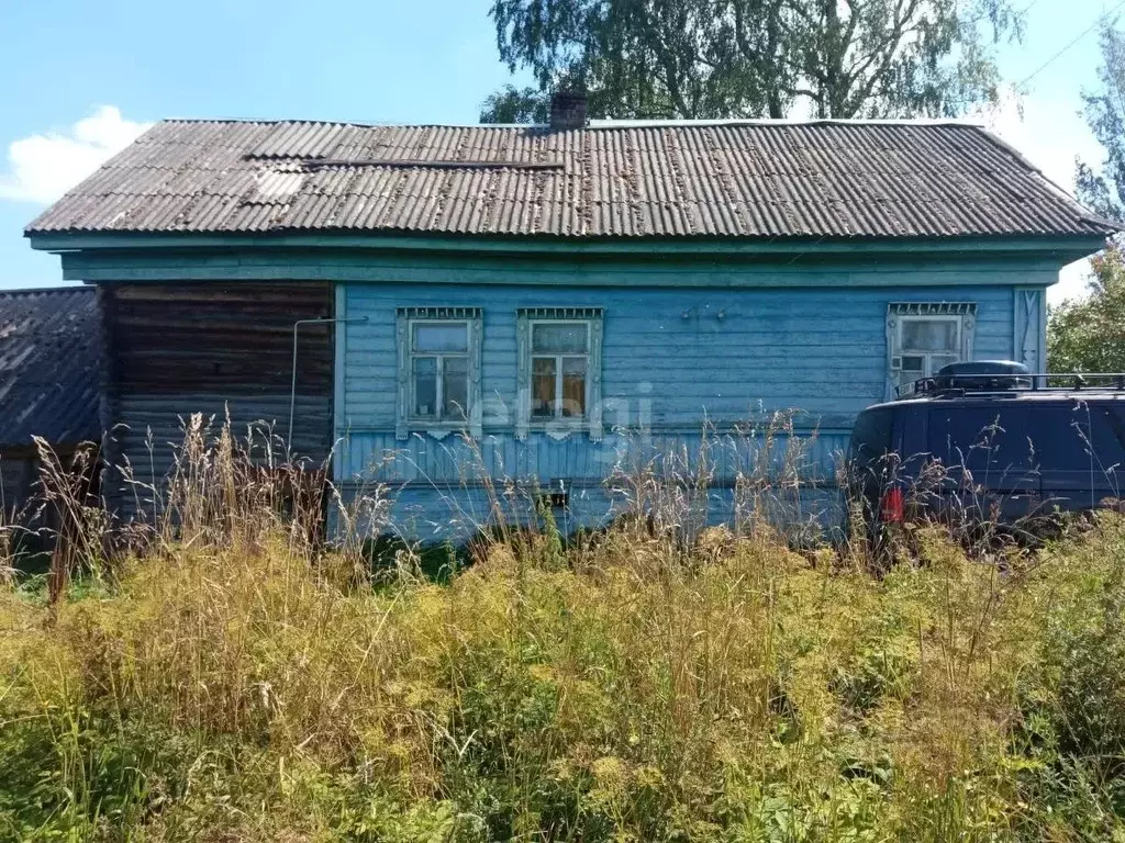 Дом в Тверская область, Старицкий муниципальный округ, д. Суровцово  ... - Фото 1