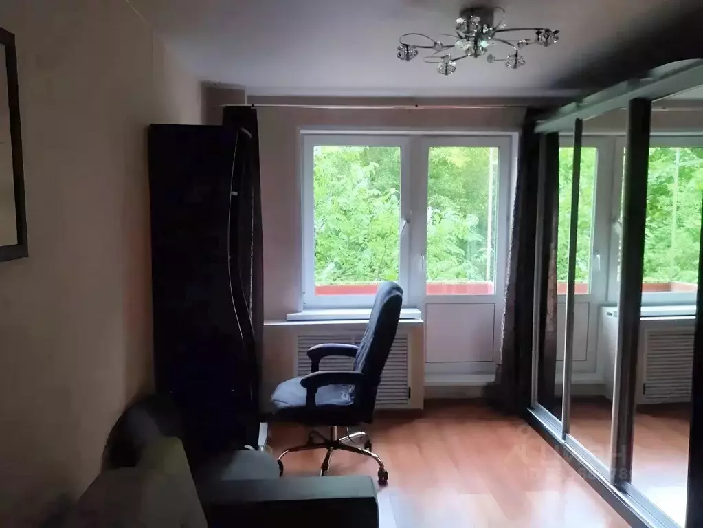 Комната Москва 15-я Парковая ул., 33К3 (17.0 м) - Фото 1