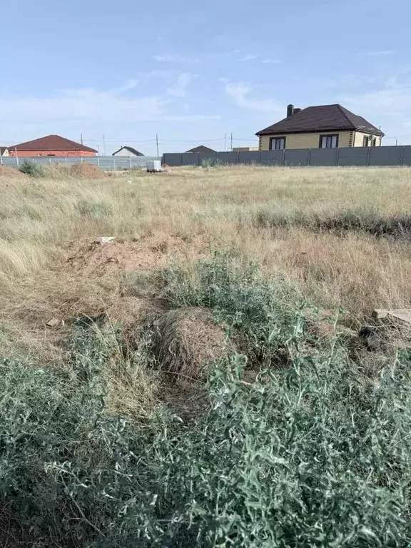 Участок в Калмыкия, Элиста ул. Карельская, 16 (6.0 сот.) - Фото 1