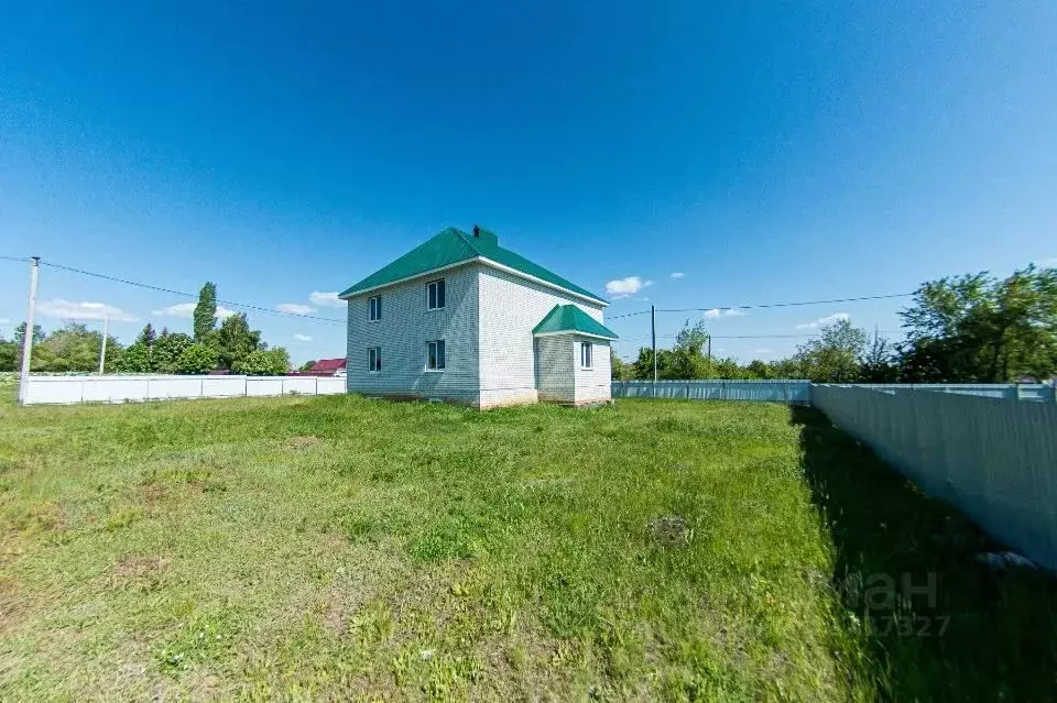 Таунхаус в Саратовская область, пос. Дубки ул. Полевая, 11 (165.9 м) - Фото 0
