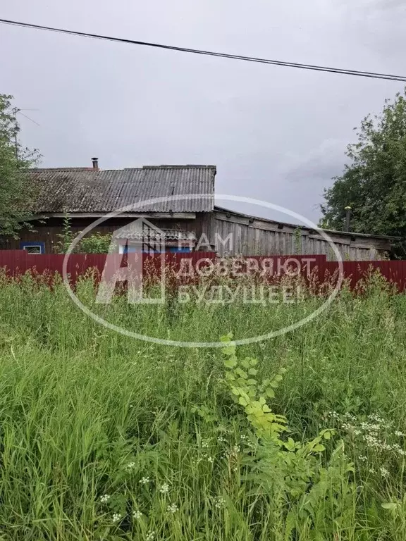 Дом в Пермский край, Добрянка ул. Пугачева, 24 (17 м) - Фото 1