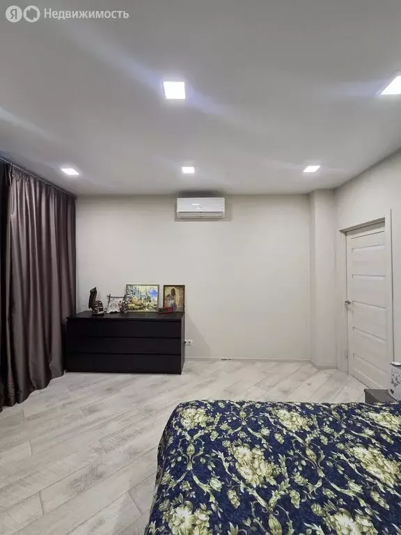 2-комнатная квартира: Омск, улица Ватутина, 16 (66.4 м) - Фото 1