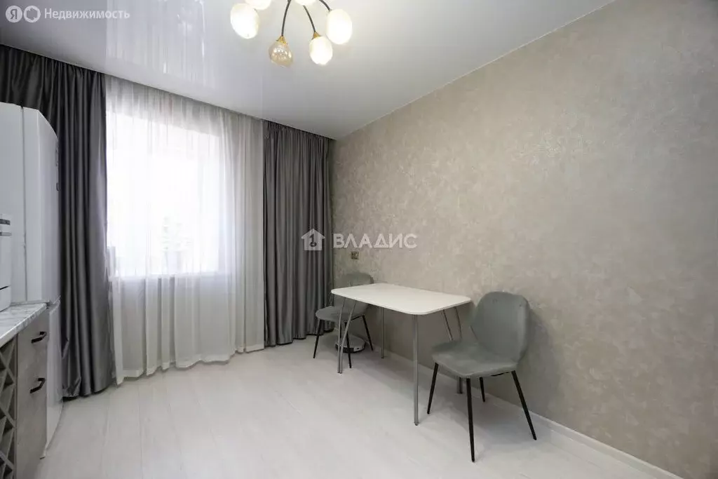 1-комнатная квартира: Благовещенск, Новая улица, 4 (36 м) - Фото 1