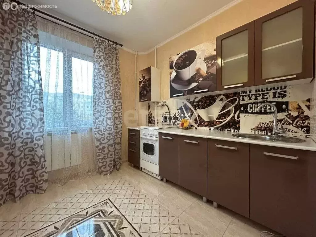 3-комнатная квартира: Белгород, бульвар Юности, 21 (71 м) - Фото 1