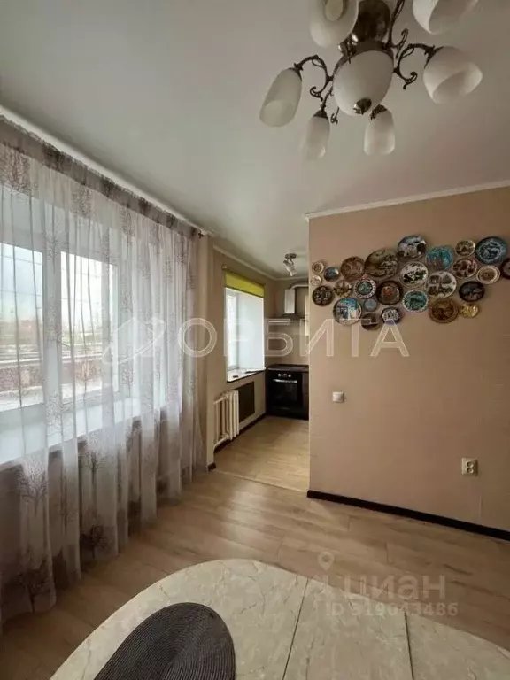 3-к кв. Тюменская область, Тюмень Волгоградская ул., 119 (62.9 м) - Фото 1