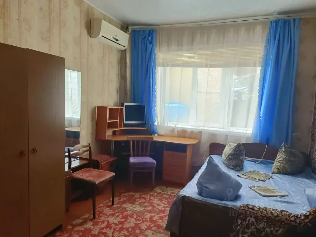 Дом в Краснодарский край, Ейск ул. Советов, 25 (20 м) - Фото 2