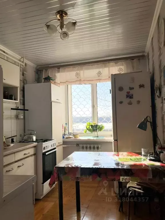 3-к кв. Омская область, Омск наб. Иртышская, 14 (61.0 м) - Фото 1