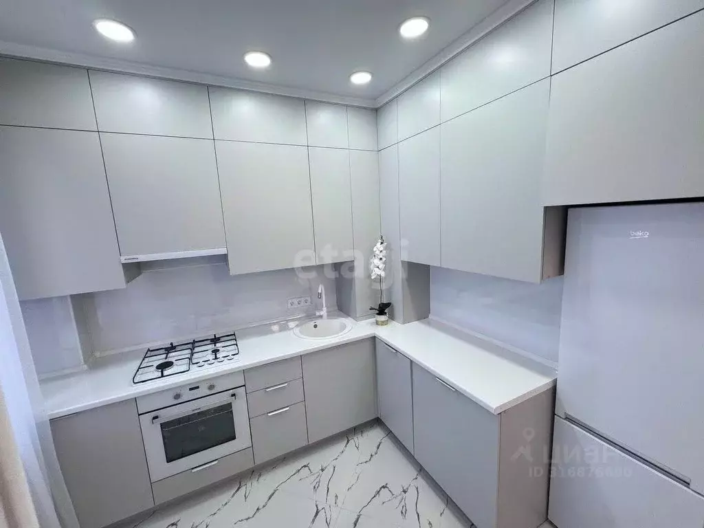 2-к кв. Ставропольский край, Пятигорск ул. Адмиральского (58.0 м) - Фото 1