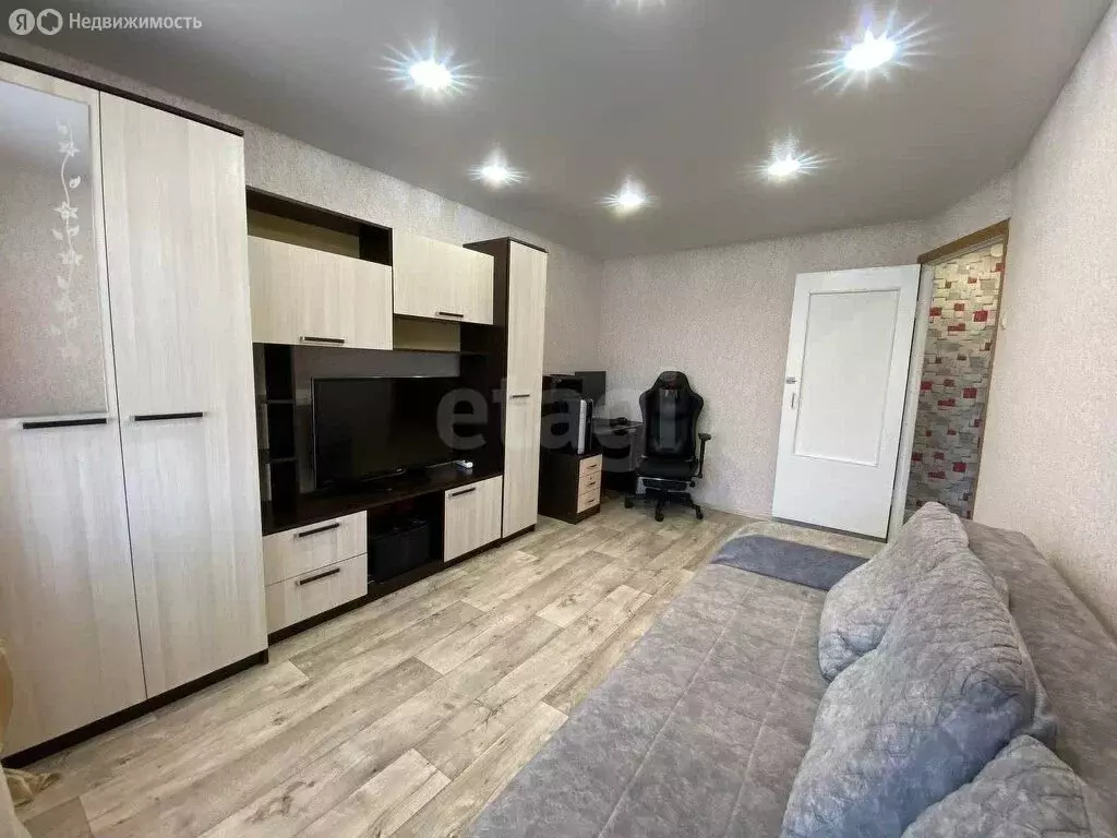 2-комнатная квартира: Ковров, улица Строителей, 8 (45 м) - Фото 0