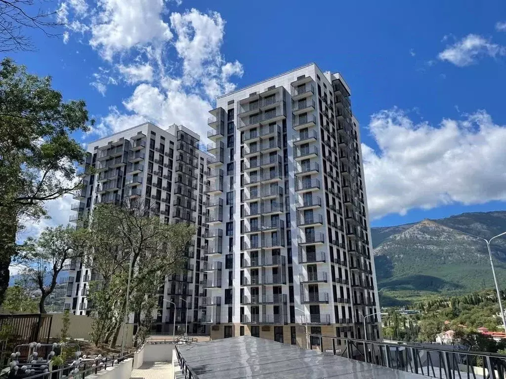 Торговая площадь в Крым, Ялта проезд Бакунинский, 13Б (72 м) - Фото 1