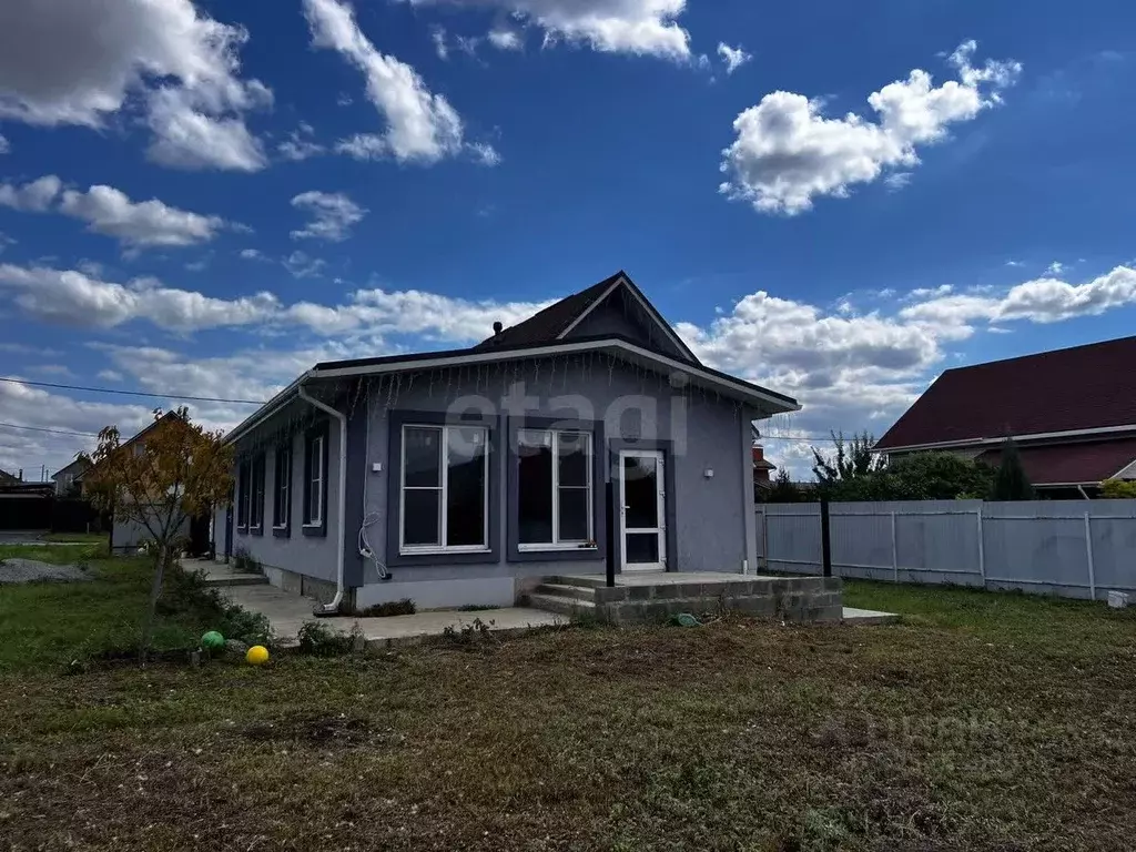 Дом в Белгородская область, Старый Оскол пер. 1-й Сосенки, 9 (140 м) - Фото 1