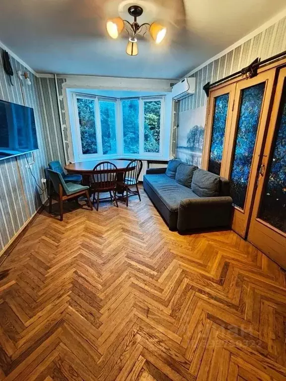 3-к кв. Санкт-Петербург ул. Беринга, 24К1 (56.0 м) - Фото 1