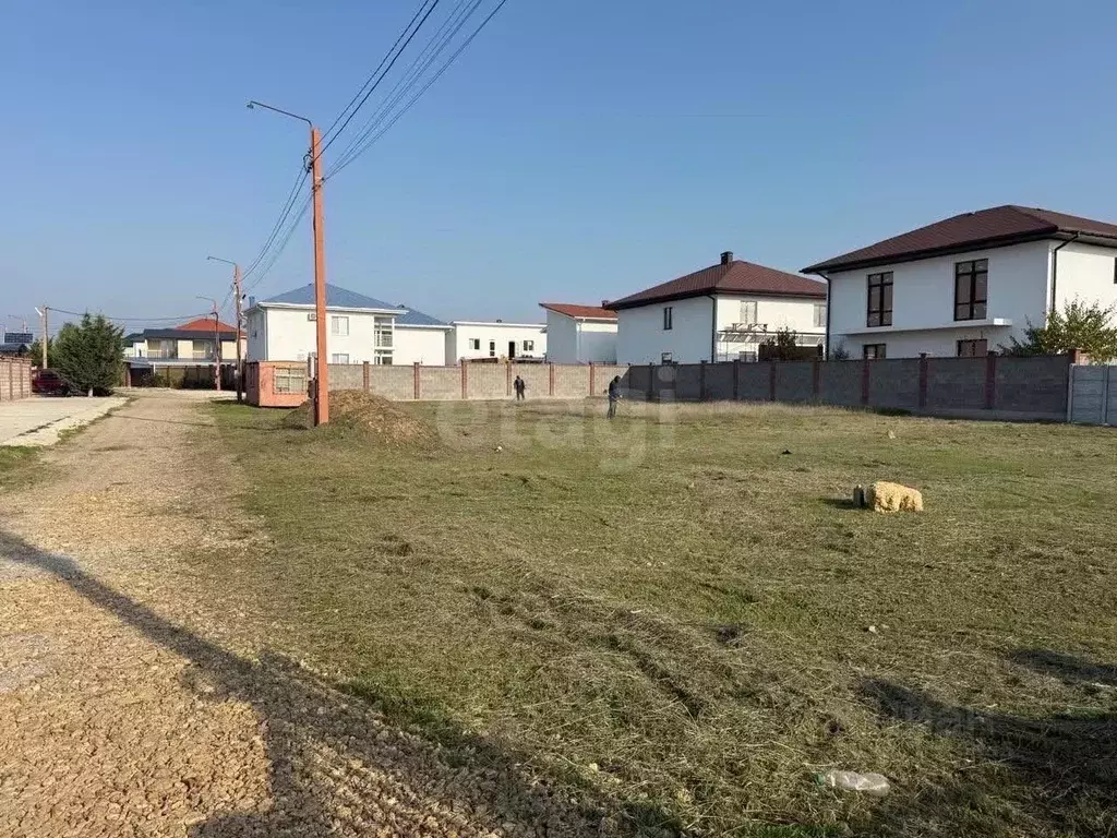 Участок в Крым, Сакский район, с. Уютное ул. 9 Мая, 13 (6.31 сот.) - Фото 1