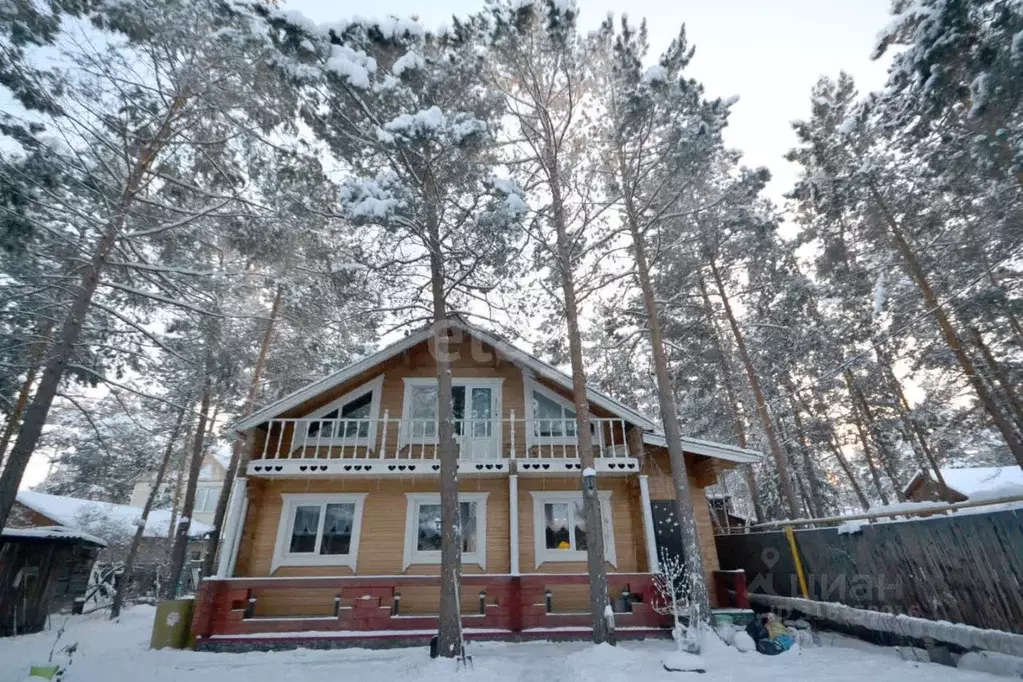 Дом в Саха (Якутия), Якутск ул. Кустук, 14 (136 м) - Фото 0