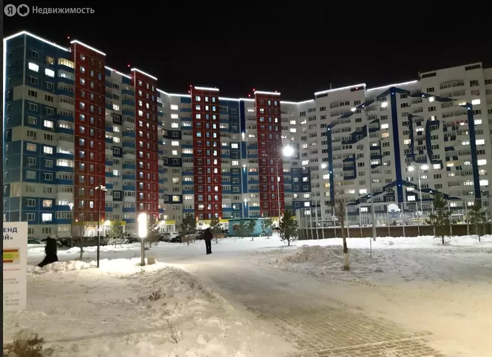 2-комнатная квартира: Тюмень, улица Павла Шарова, 1к1 (67.1 м) - Фото 2