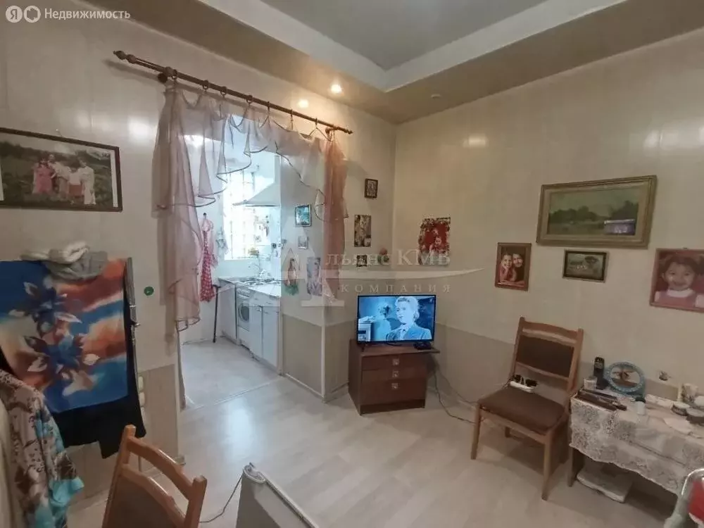 2-комнатная квартира: Кисловодск, улица Кирова, 34 (49.8 м) - Фото 2